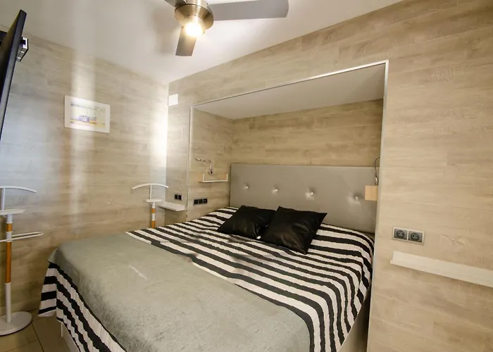 Caballos Premium 16-f Levante Apartmán *